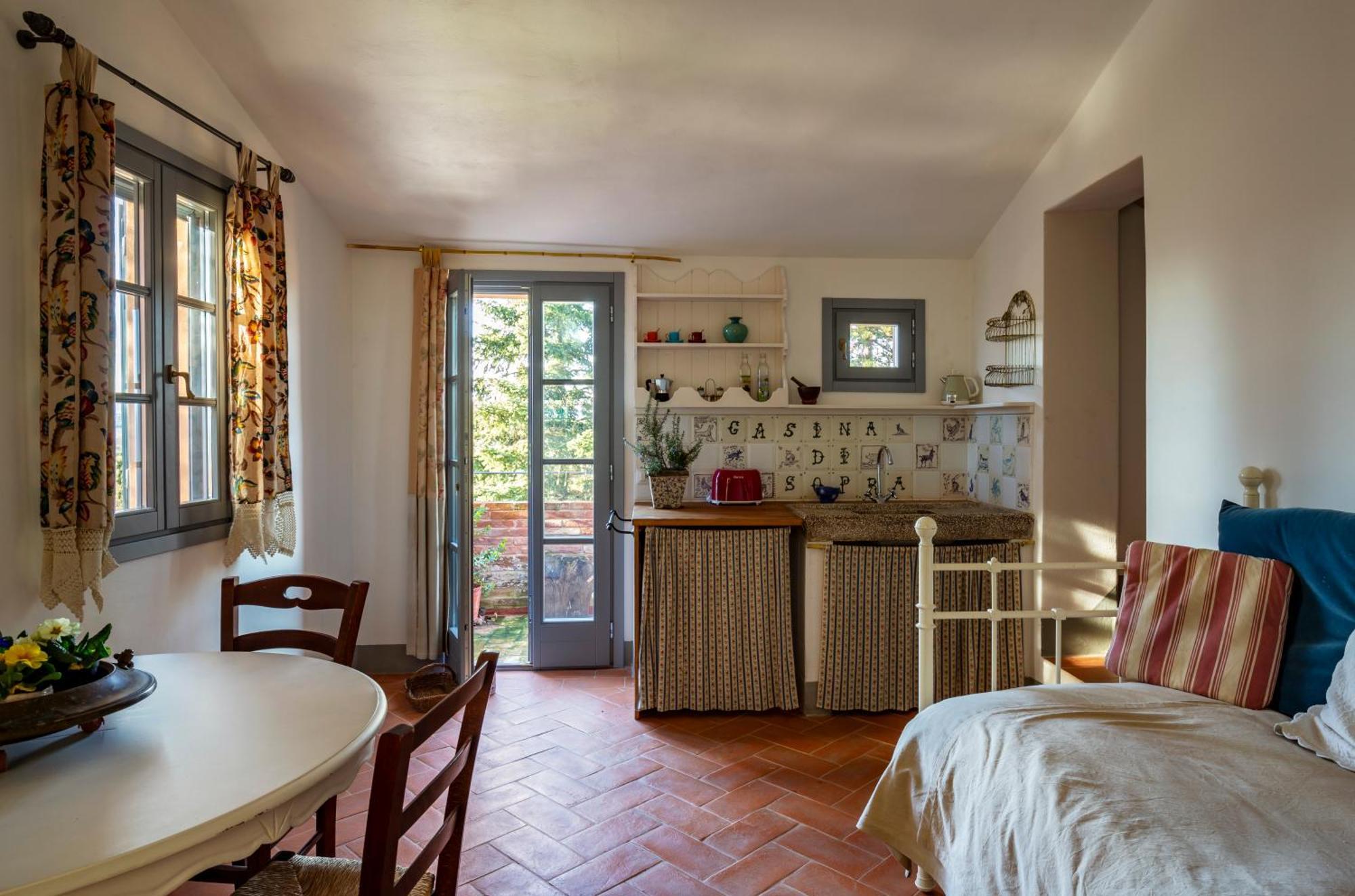 Casa Ezio Marchi - Due Appartamenti E Una Family Suite Bettolle Exterior foto